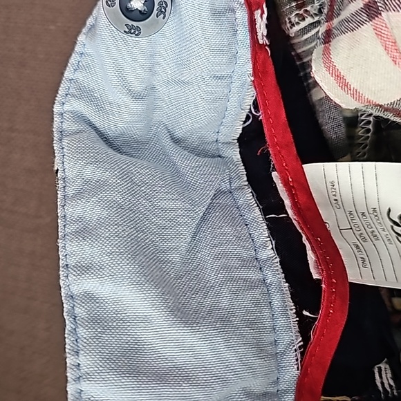 Men's Shorts - Picture 6 of 7